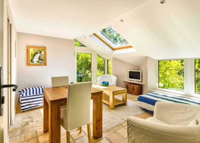 Maison Des Bois Alojamento de Acomodação e Pequeno-almoço 3*