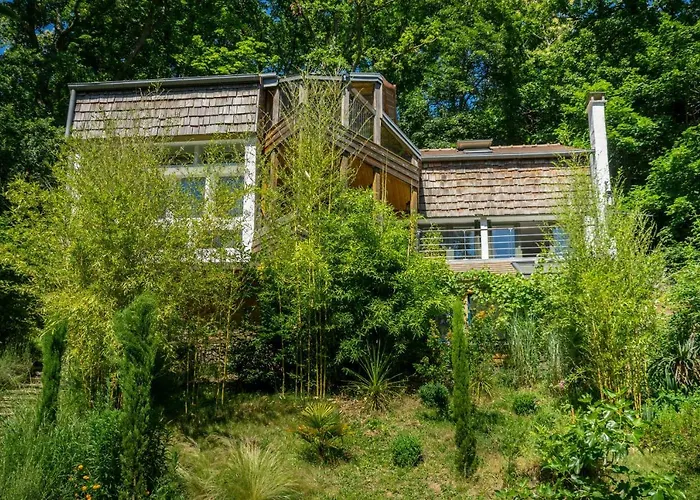 Maison Des Bois 3* Bievres